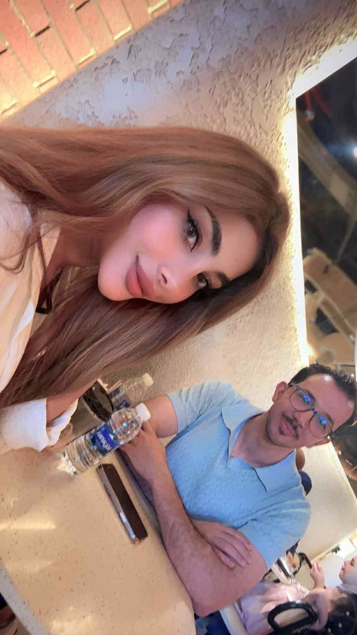 أول لقاء